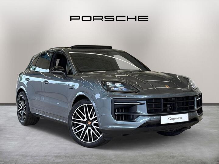Porsche Cayenne 3.0 V6 E-Hybrid 25.9kWh Black Edition TiptronicS 4WD Euro 6 (s/s) 5dr