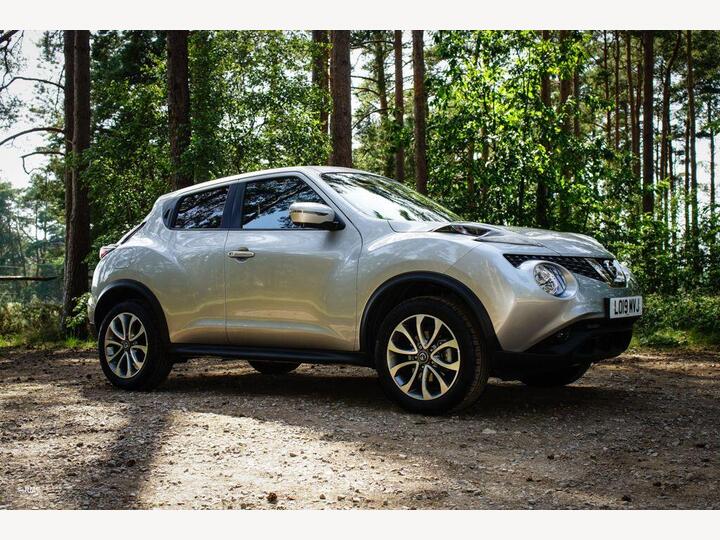 Nissan JUKE 1.6 Tekna XTRON Euro 6 5dr