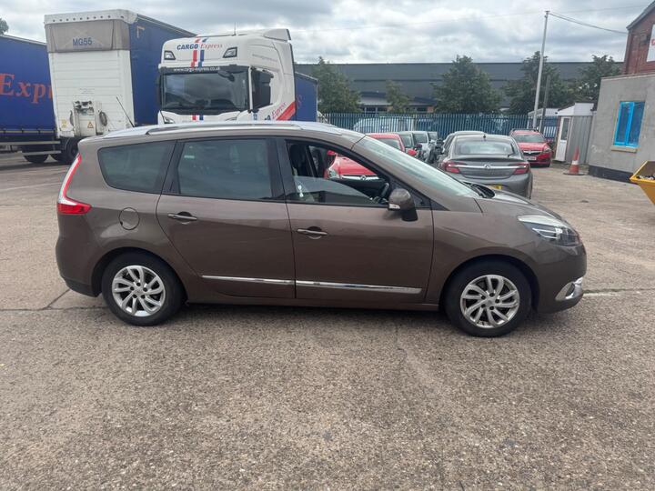 Renault Grand Scenic 1.5 DCi Dynamique Nav Euro 6 (s/s) 5dr