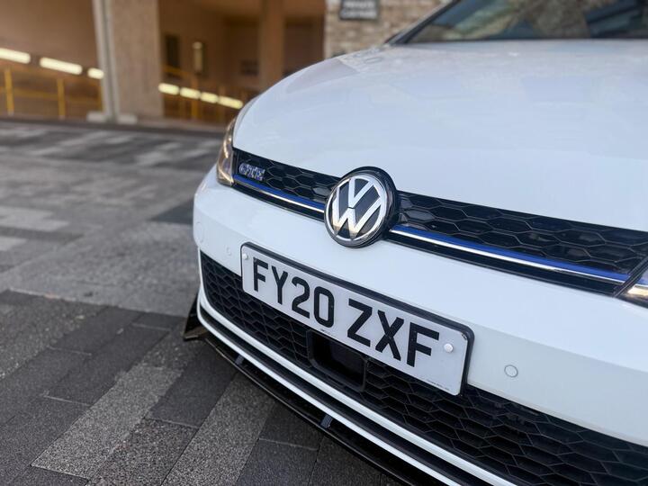Volkswagen Golf 1.4 TSI 8.7kWh GTE Advance DSG Euro 6 (s/s) 5dr