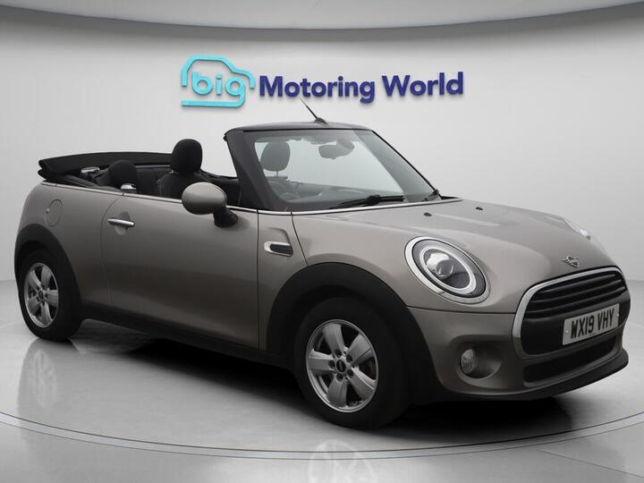 MINI Convertible 1.5 Cooper Classic Euro 6 (s/s) 2dr