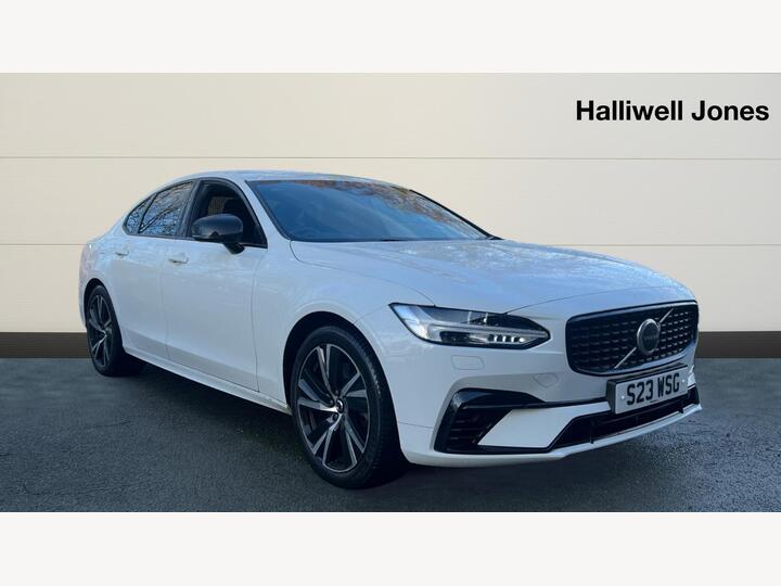 Volvo S90 2.0h T8 Recharge 11.6kWh R-Design Auto AWD Euro 6 (s/s) 4dr