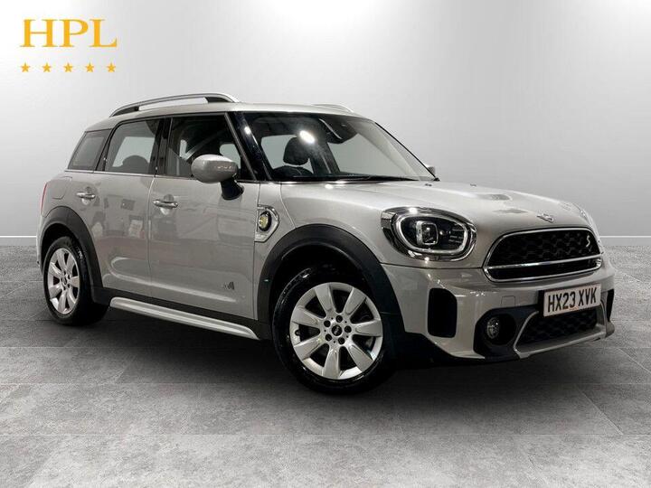 MINI COUNTRYMAN 1.5 10kWh Cooper SE Classic Auto ALL4 Euro 6 (s/s) 5dr
