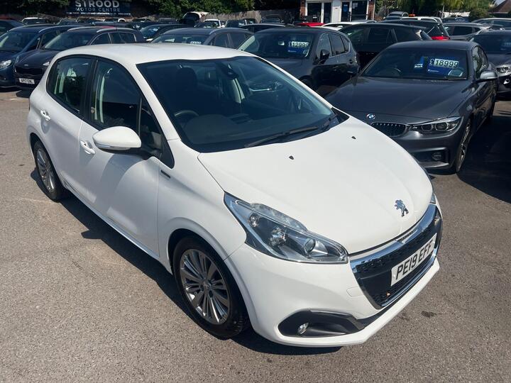 Peugeot 208 1.2 PureTech Signature Euro 6 (s/s) 5dr