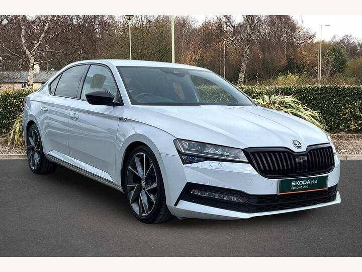 Skoda Superb 2.0 TSI SportLine Plus DSG Euro 6 (s/s) 5dr Skoda Superb 2.0 TSI SportLine Plus DSG Euro 6 (s/s) 5dr
