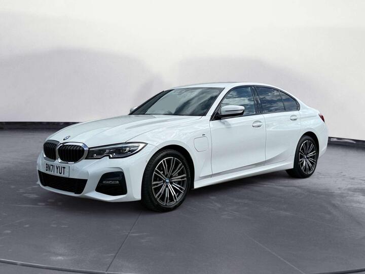 BMW 3 SERIES 2.0 330e 12kWh M Sport Auto Euro 6 (s/s) 4dr