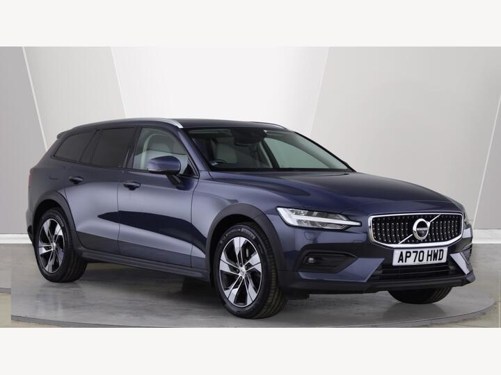 Volvo V60 Cross Country 2.0 D4 Plus Auto AWD Euro 6 (s/s) 5dr Volvo V60 Cross Country 2.0 D4 Plus Auto AWD Euro 6 (s/s) 5dr