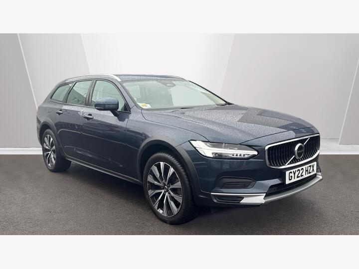 Volvo V90 Cross Country 2.0 B5 MHEV Plus Auto AWD Euro 6 (s/s) 5dr Volvo V90 Cross Country 2.0 B5 MHEV Plus Auto AWD Euro 6 (s/s) 5dr