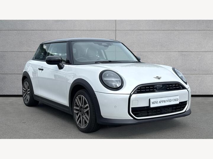 MINI Cooper 1.5C Classic Steptronic Euro 6 (s/s) 3dr