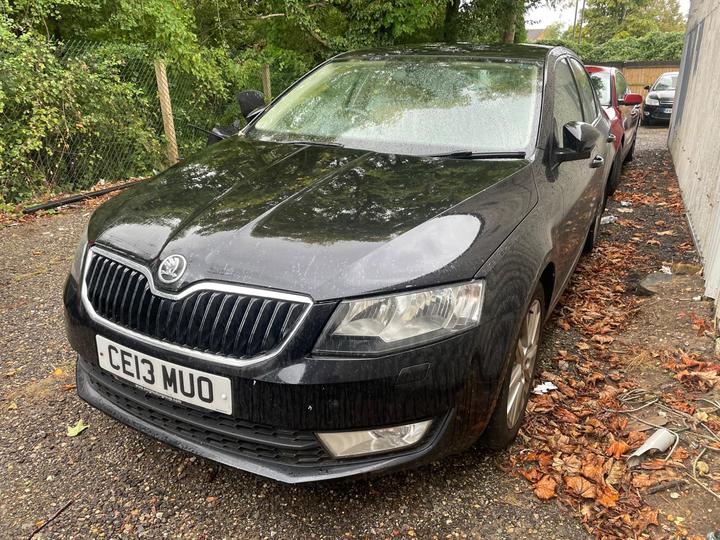 Skoda Octavia 1.6 TDI Elegance Euro 5 (s/s) 5dr