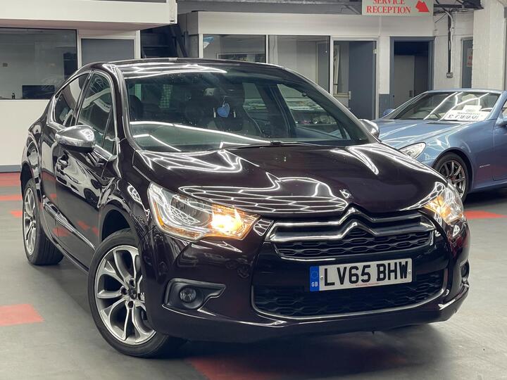 DS AUTOMOBILES DS 4 1.2 PureTech DStyle Nav Euro 6 (s/s) 5dr DS AUTOMOBILES DS 4 1.2 PureTech DStyle Nav Euro 6 (s/s) 5dr