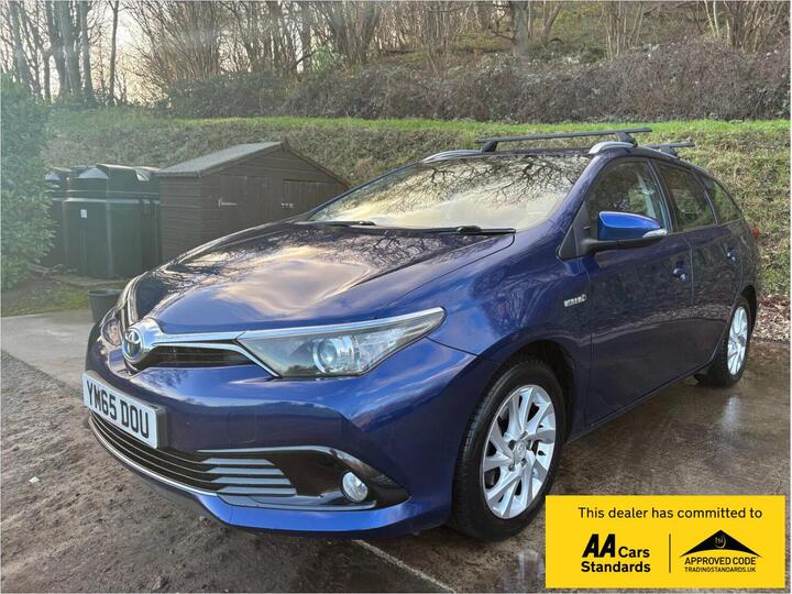 Toyota Auris 1.8 VVT-h Business Edition Touring Sports CVT Euro 6 (s/s) 5dr Toyota Auris 1.8 VVT-h Business Edition Touring Sports CVT Euro 6 (s/s) 5dr