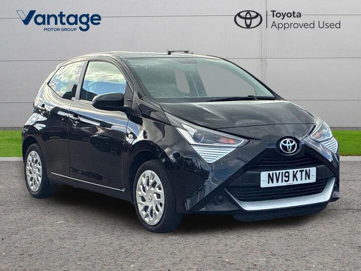 Toyota AYGO 1.0 VVT-i X-play Euro 6 5dr