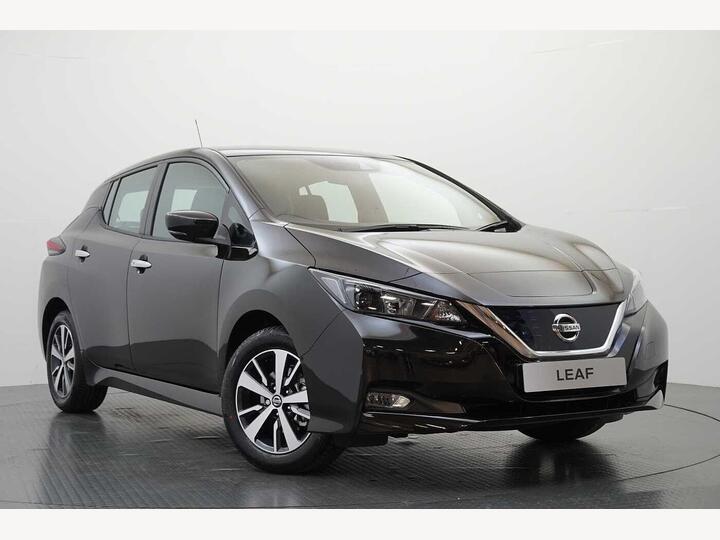 Nissan LEAF 40kWh Acenta Auto 5dr