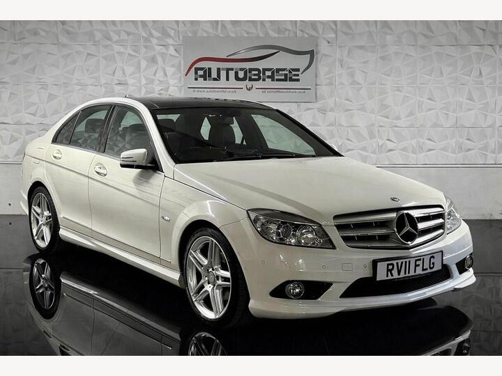 Mercedes-Benz C Class 1.8 C180 BlueEfficiency Sport Auto Euro 5 4dr