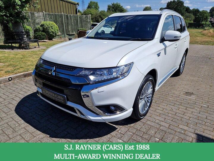 Mitsubishi Outlander 2.4h TwinMotor 13.8kWh Design CVT 4WD Euro 6 (s/s) 5dr