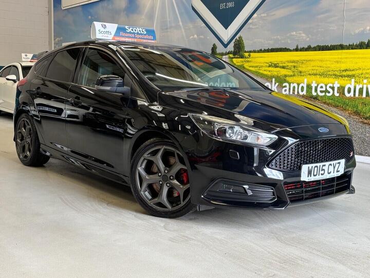 Ford FOCUS 2.0T EcoBoost ST-3 Euro 6 (s/s) 5dr