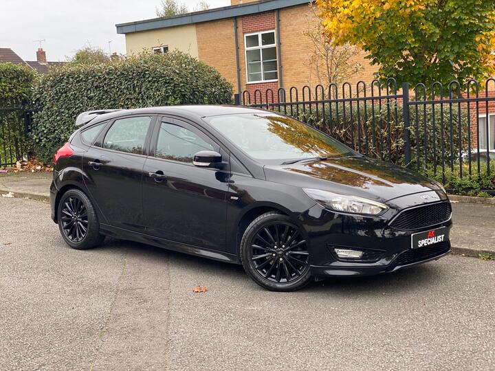 Ford Focus 1.0T EcoBoost ST-Line Euro 6 (s/s) 5dr