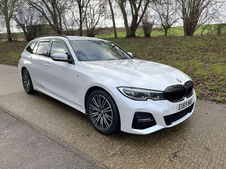 BMW 3 Series 2.0 320d M Sport Touring Auto XDrive Euro 6 (s/s) 5dr BMW 3 Series 2.0 320d M Sport Touring Auto XDrive Euro 6 (s/s) 5dr