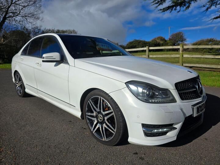 Mercedes-Benz C Class 2.1 C250 CDI BlueEfficiency AMG Sport Plus G-Tronic+ Euro 5 (s/s) 4dr
