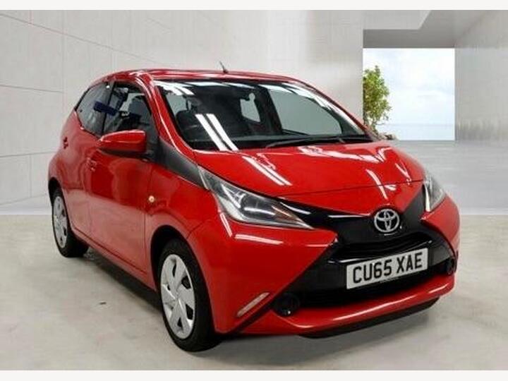 Toyota AYGO 1.0 VVT-i X-play Euro 5 5dr Euro 5