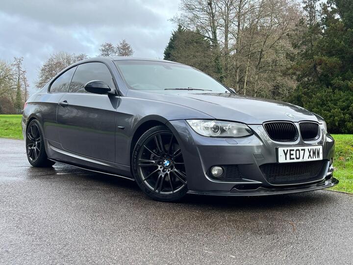 BMW 3 Series 3.0 330i M Sport Euro 4 2dr