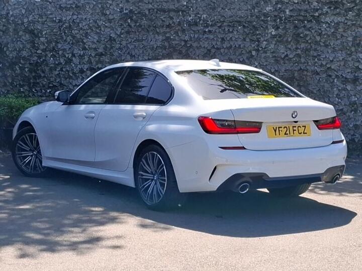 BMW 3 Series 2.0 318i M Sport Auto Euro 6 (s/s) 4dr