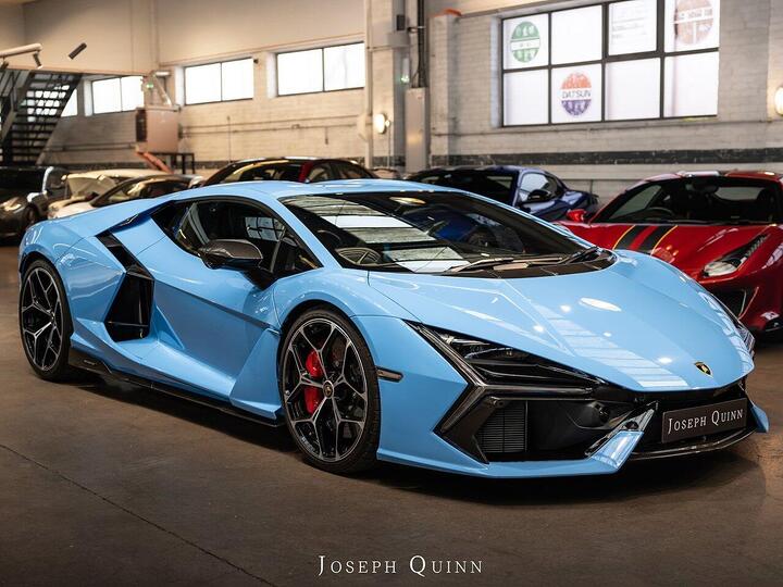 Lamborghini Revuelto 6.5 V12 HPEV 3.8kWh AMT 4WD Euro 6 2dr