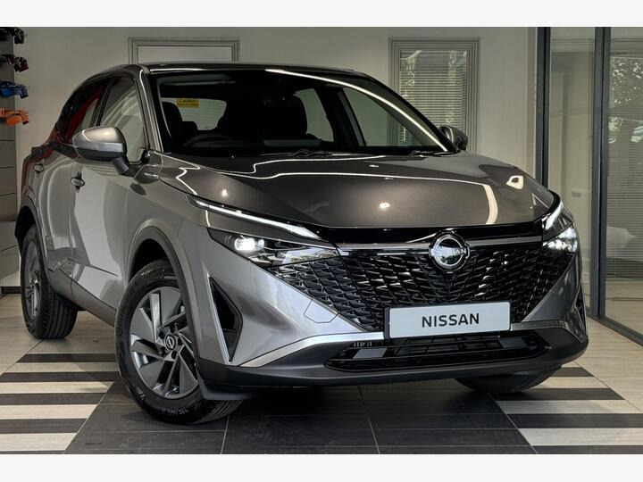 Nissan Qashqai Acenta Premium Mild Hybrid 140