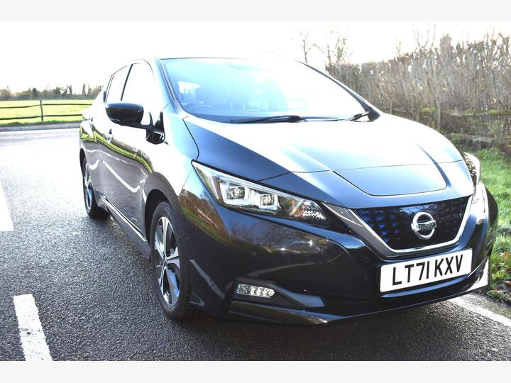 Nissan Leaf 40kWh Tekna Auto 5dr