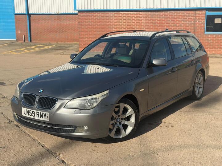 BMW 5 Series 2.0 520d SE Business Edition Touring Steptronic Euro 4 5dr