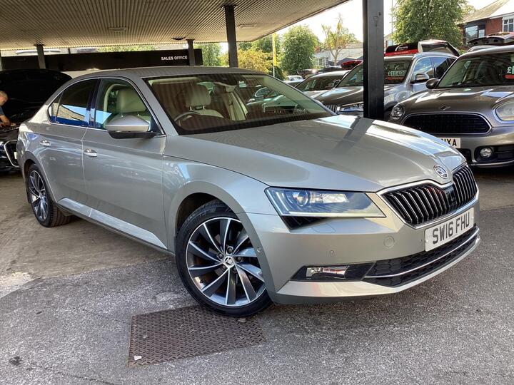 Skoda Superb 2.0 TDI Laurin & Klement DSG Auto 6Spd 4WD Euro 6 (s/s) 5dr