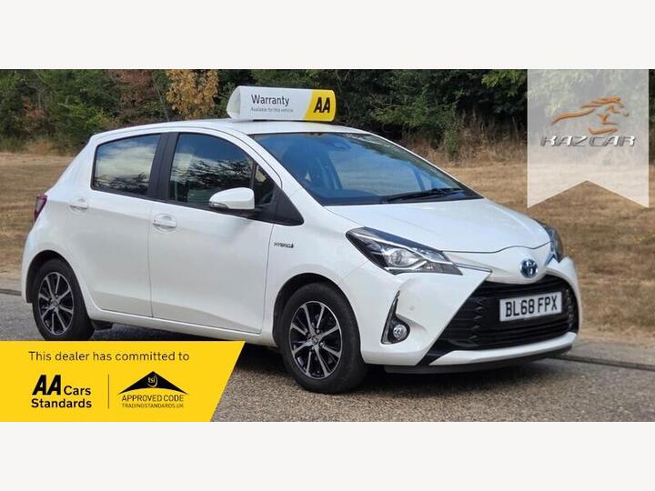 Toyota Yaris 1.5 VVT-h Icon Tech E-CVT Euro 6 (s/s) 5dr