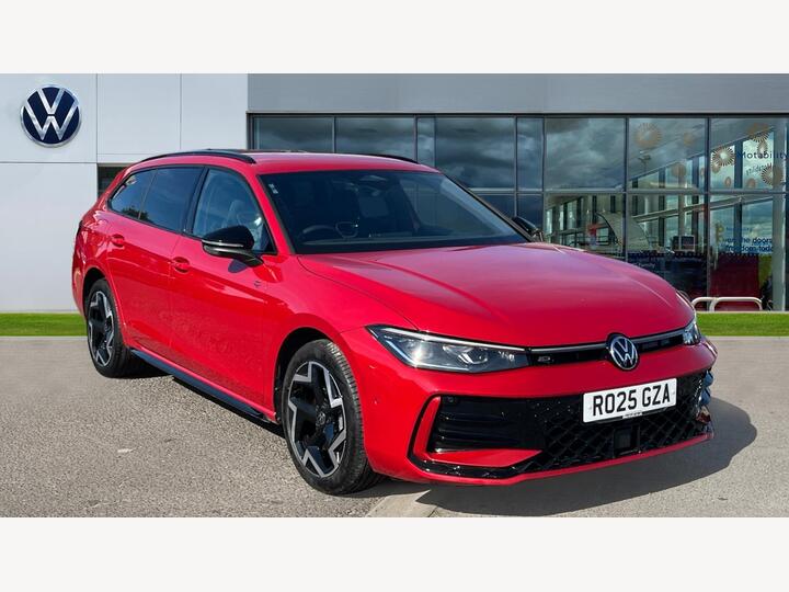 Volkswagen Passat 1.5 TSI EHybrid 19.7kWh R-Line DSG Euro 6 (s/s) 5dr