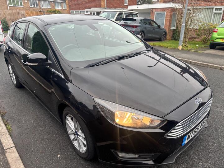 Ford Focus 1.0T EcoBoost Zetec Euro 6 (s/s) 5dr