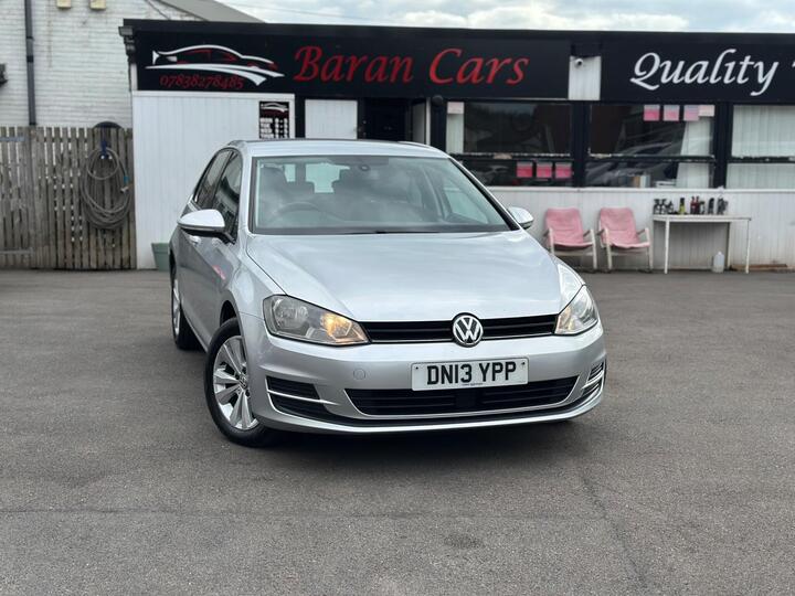 Volkswagen Golf 1.6 TDI BlueMotion Tech SE DSG Euro 5 (s/s) 5dr