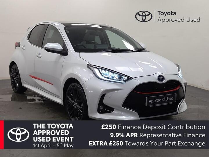 Toyota Yaris Excel 1.5 Hybrid With Panoramic Roof 1.5 VVT-h Excel E-CVT Euro 6 (s/s) 5dr