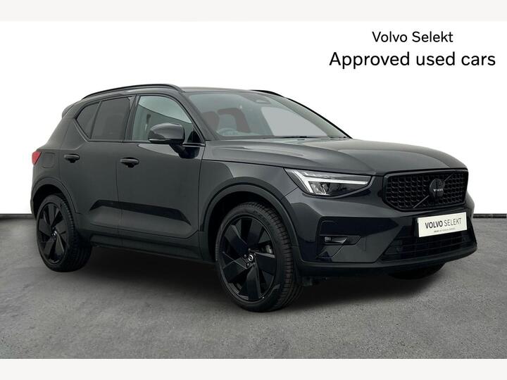 Volvo XC40 2.0 B3 MHEV Plus Black Edition DCT Auto Euro 6 (s/s) 5dr