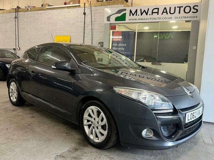 Renault Megane 1.5 DCi Dynamique TomTom Euro 5 (s/s) 3dr Renault Megane 1.5 DCi Dynamique TomTom Euro 5 (s/s) 3dr