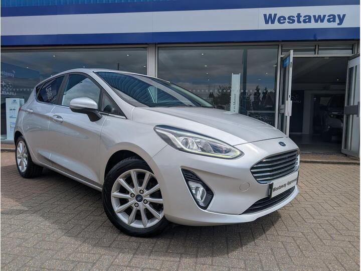 Ford Fiesta 1.0T EcoBoost Titanium Euro 6 (s/s) 5dr