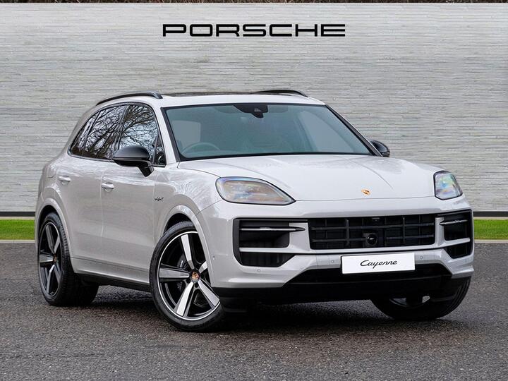 Porsche Cayenne 3.0 V6 E-Hybrid 25.9kWh Black Edition TiptronicS 4WD Euro 6 (s/s) 5dr