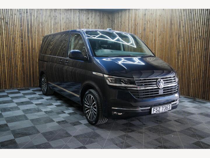 Volkswagen Caravelle 2.0 BiTDI Executive DSG Euro 6 (s/s) 5dr Volkswagen Caravelle 2.0 BiTDI Executive DSG Euro 6 (s/s) 5dr