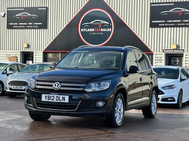 Volkswagen TIGUAN 2.0 TDI BlueMotion Tech SE 4WD Euro 5 (s/s) 5dr Volkswagen TIGUAN 2.0 TDI BlueMotion Tech SE 4WD Euro 5 (s/s) 5dr
