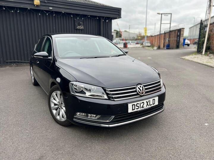 Volkswagen Passat 2.0 TDI BlueMotion Tech Sport DSG Euro 5 (s/s) 4dr Volkswagen Passat 2.0 TDI BlueMotion Tech Sport DSG Euro 5 (s/s) 4dr