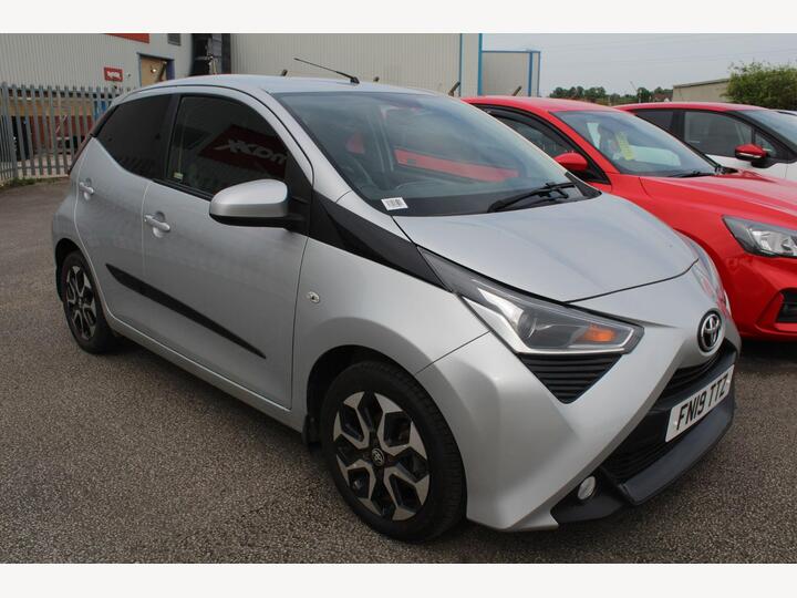 Toyota AYGO 1.0 VVT-i X-plore Euro 6 5dr