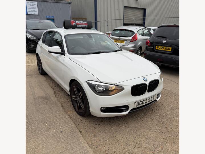 BMW 1 Series 2.0 116d Sport Euro 5 (s/s) 5dr BMW 1 Series 2.0 116d Sport Euro 5 (s/s) 5dr