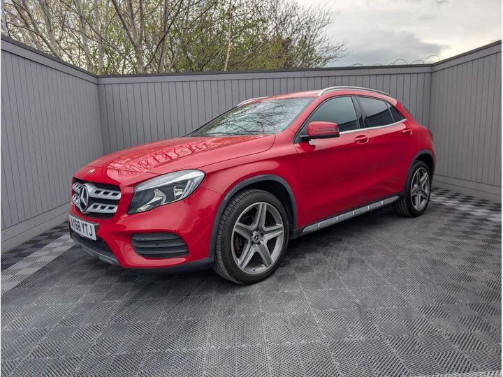 Mercedes-Benz GLA 1.6 GLA200 AMG Line 7G-DCT Euro 6 (s/s) 5dr