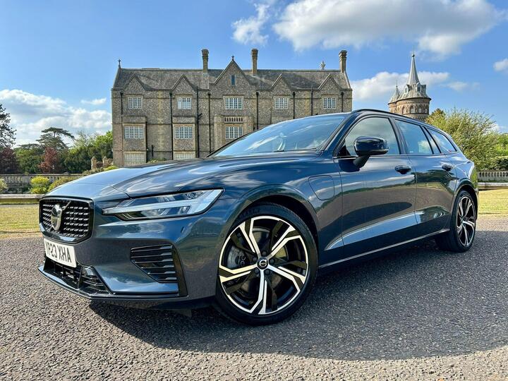 Volvo V60 2.0 T6 Recharge 18.8kWh Plus Auto AWD Euro 6 (s/s) 5dr
