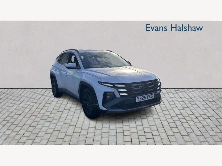 Hyundai TUCSON ESTATE 1.6 T-GDi Advance Euro 6 (s/s) 5dr Hyundai TUCSON ESTATE 1.6 T-GDi Advance Euro 6 (s/s) 5dr