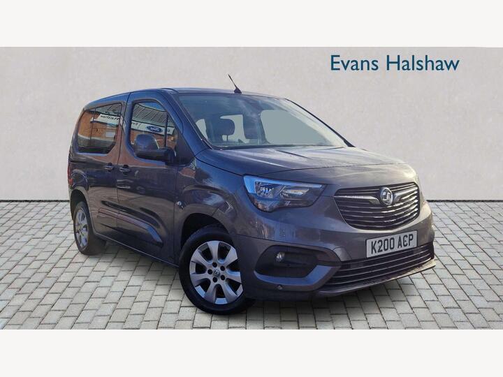 Vauxhall COMBO LIFE DIESEL ESTATE 1.5 Turbo D BlueInjection Energy Auto Euro 6 (s/s) 5dr Vauxhall COMBO LIFE DIESEL ESTATE 1.5 Turbo D BlueInjection Energy Auto Euro 6 (s/s) 5dr